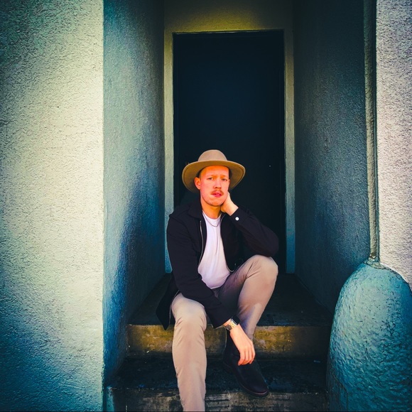 Meet the Posher Other - Meet your Posher, Zac